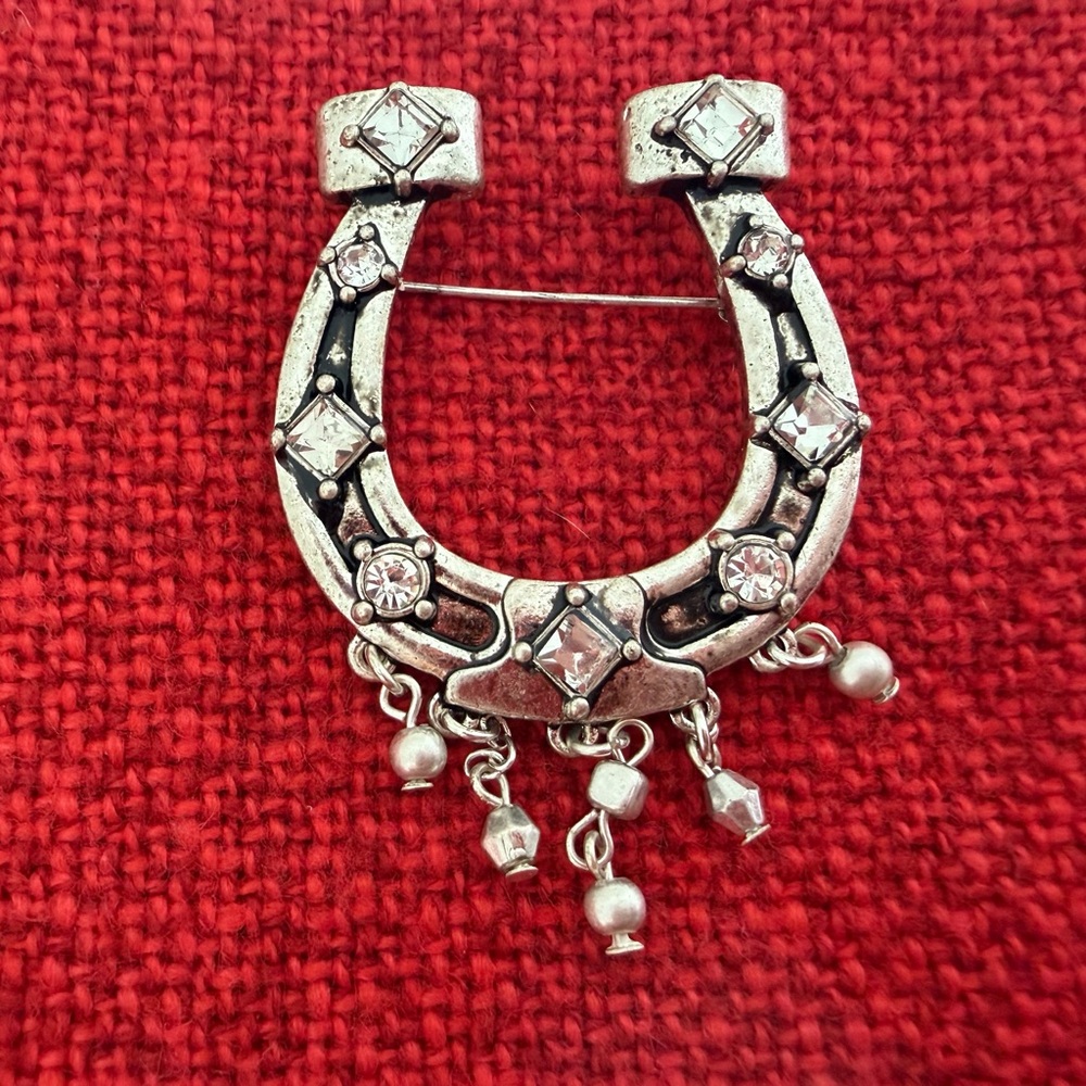 Elegant  Horseshoe Brooch